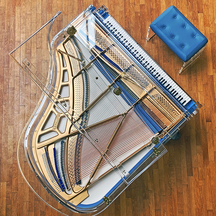 Crystal Edition piano in bespoke blue and gold