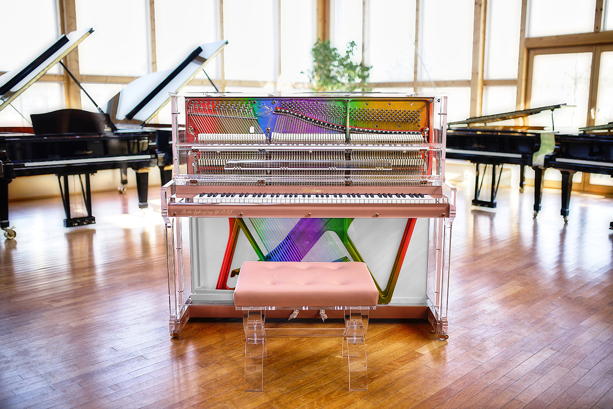 Crystal Edition Grand Piano in pink