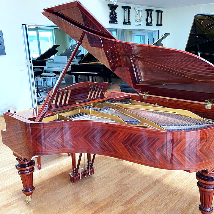 Blüthner Imperial Edition Ambassador