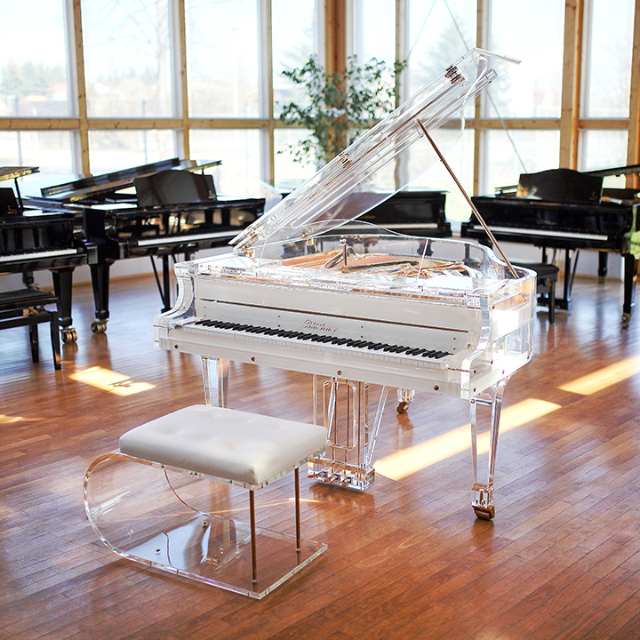 Blüthner iDyllic White with Rose Gold iron frame