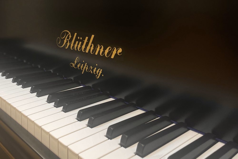 Blüthner pre-owned pianos