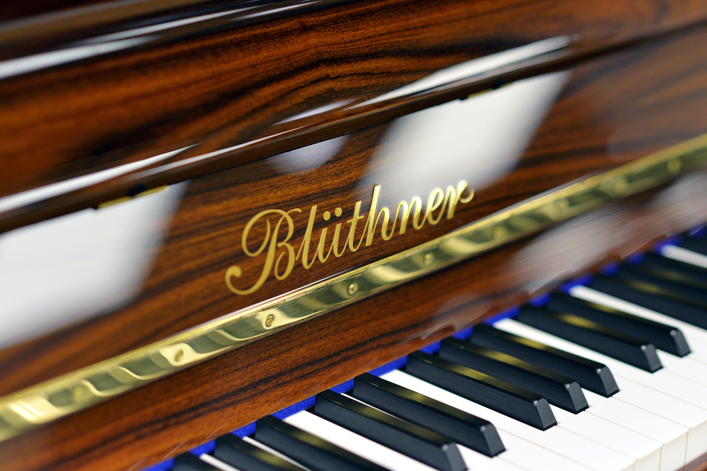 Blüthner Upright Pianos