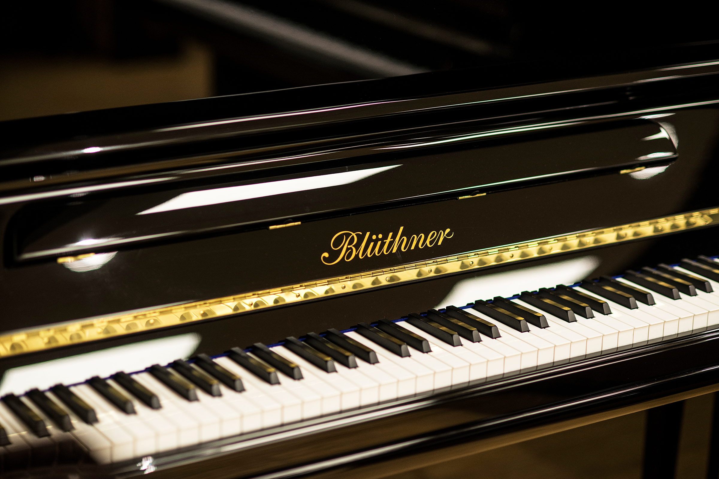 Blüthner Upright Pianos