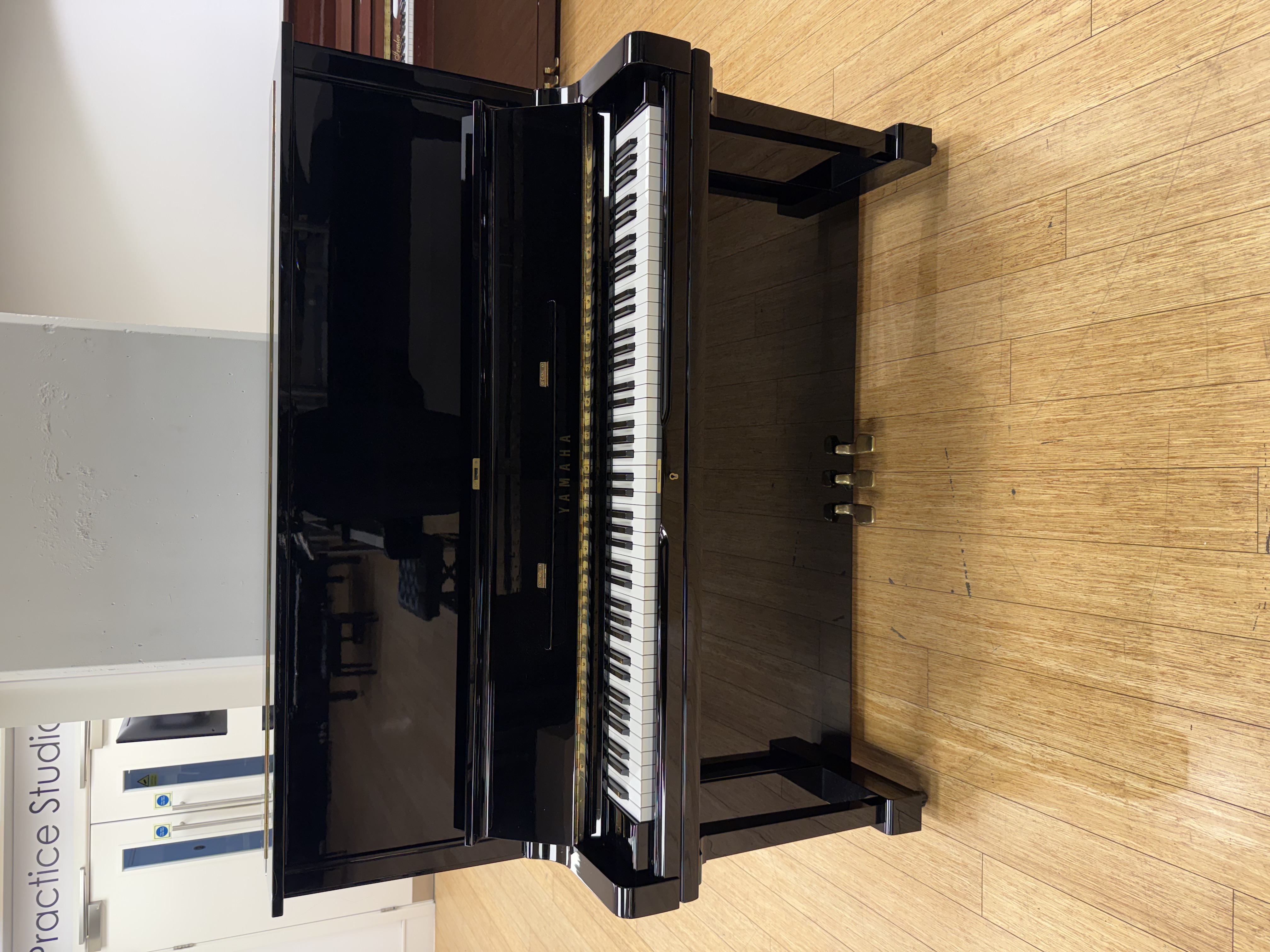 Pre-Owned Yamaha U3