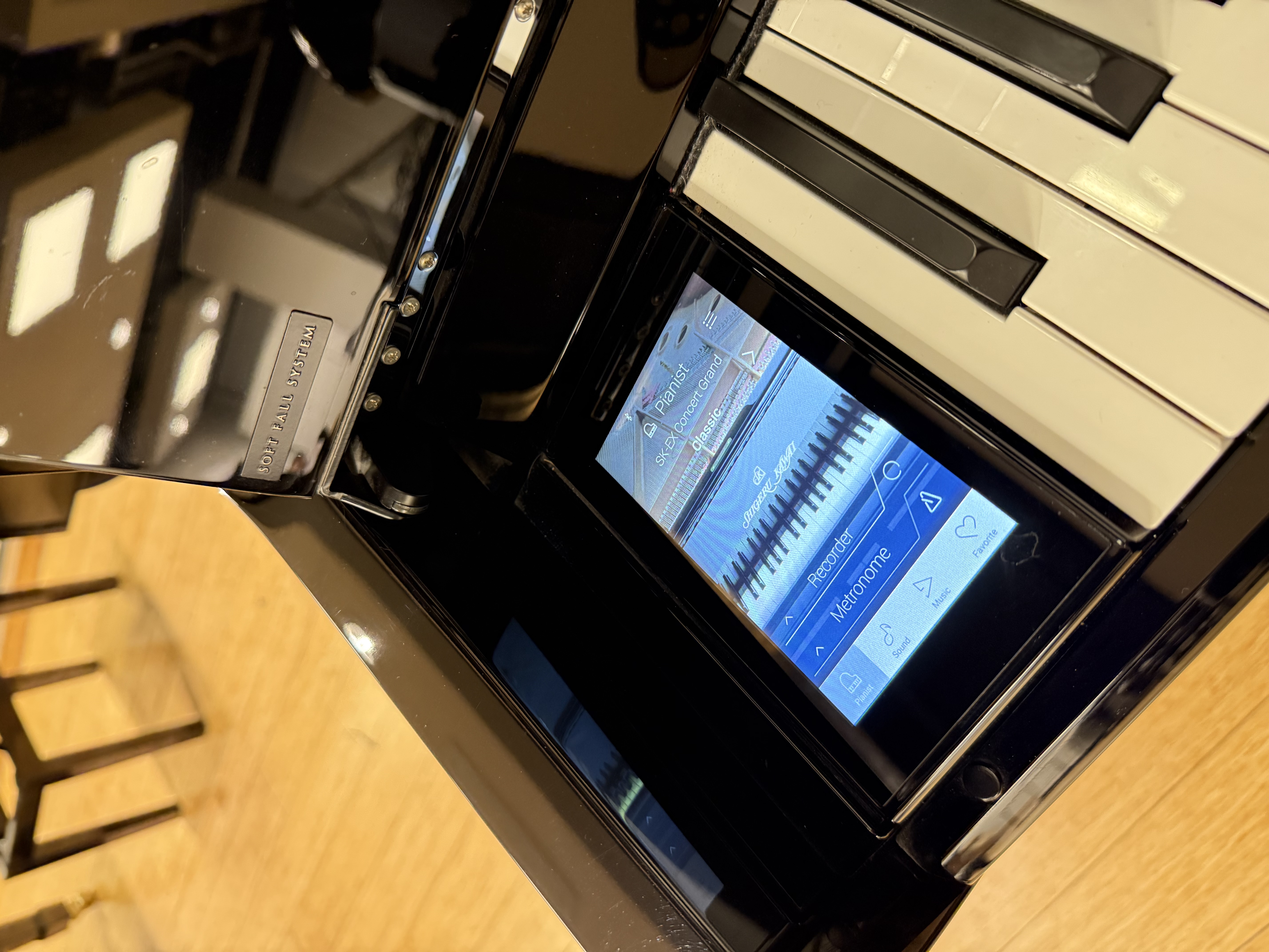 Pre-Owned Kawai Novus NV5 Hybrid Piano