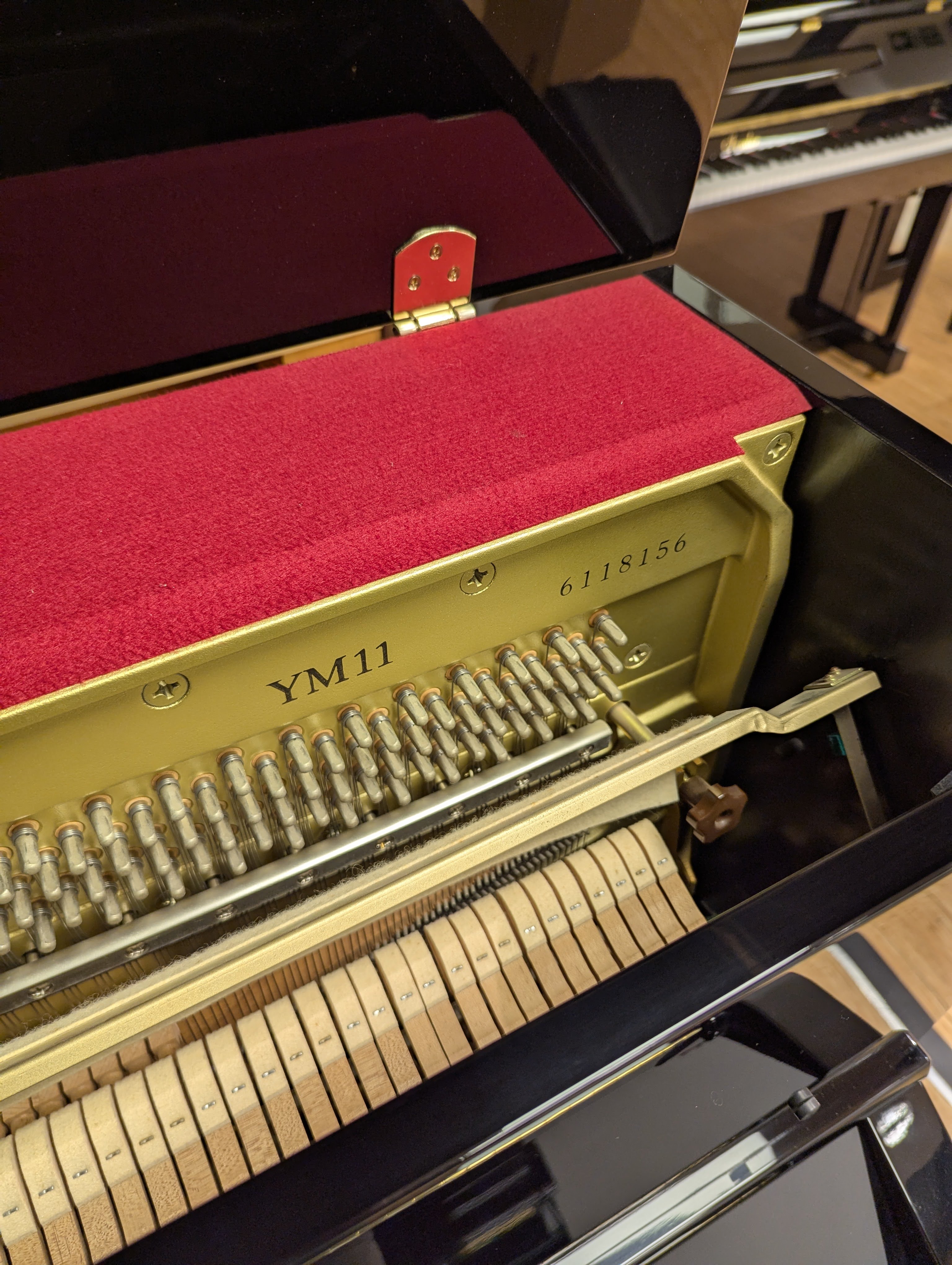 Pre-Owned Yamaha YM11