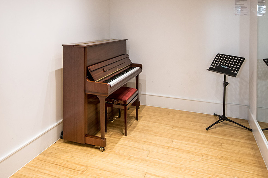 Piano practice studio 7