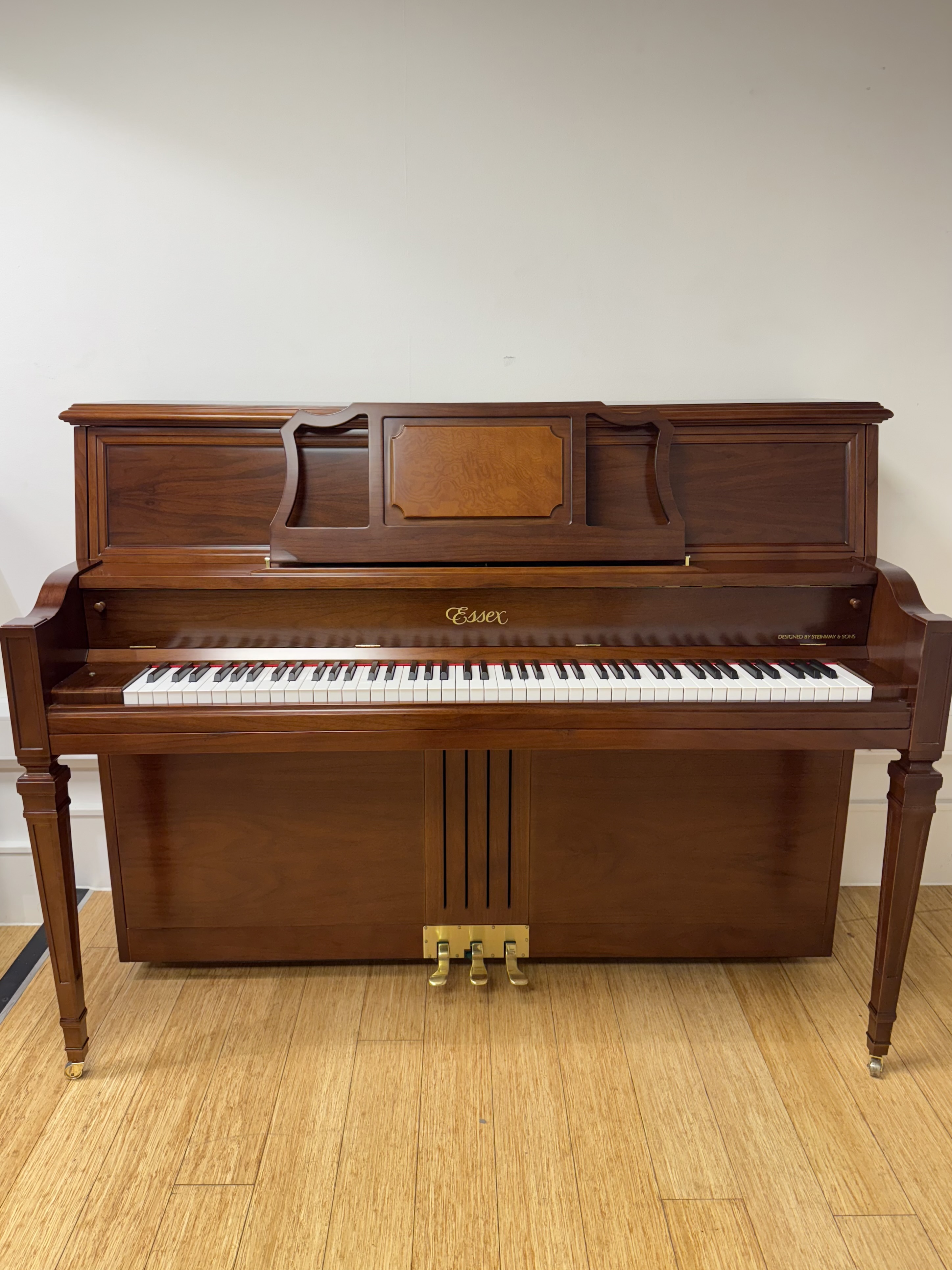 Pre Owned Essex EUP116 Upright Piano in Mahogan